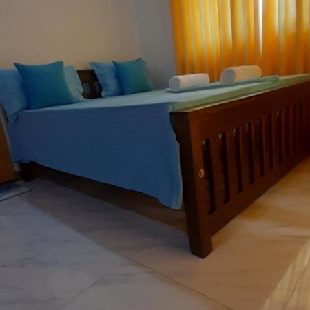 Seven Luck Palace Kandy Bagian luar foto