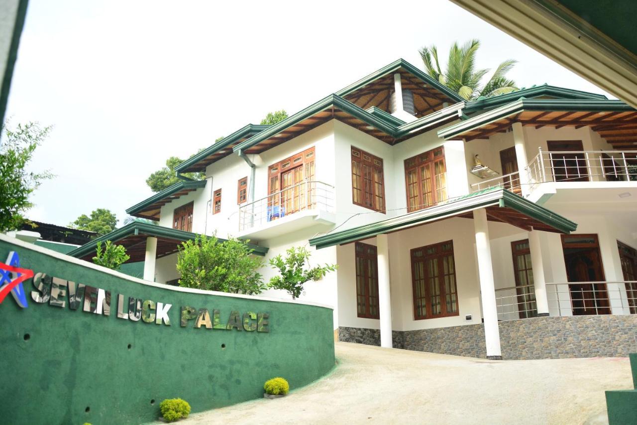 Seven Luck Palace Kandy Bagian luar foto